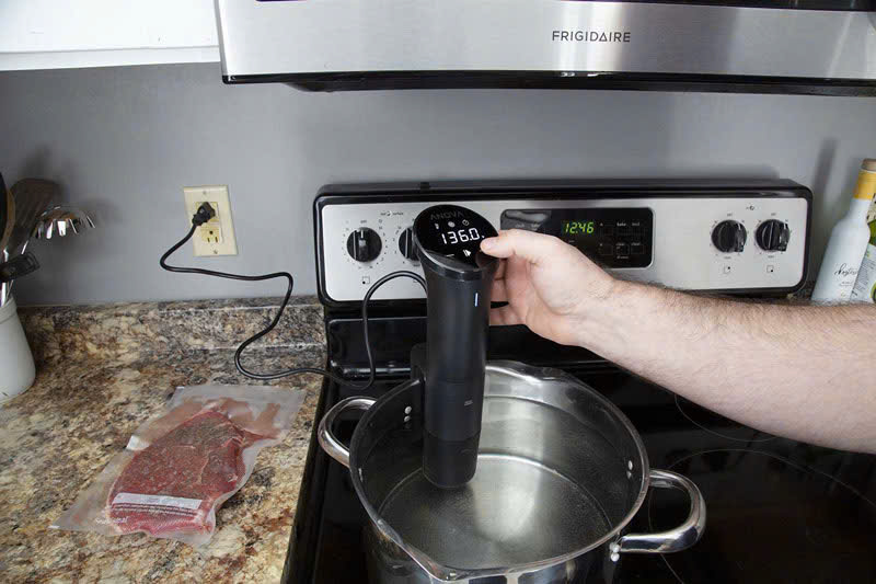 Máy nấu chân không Sous Vide
