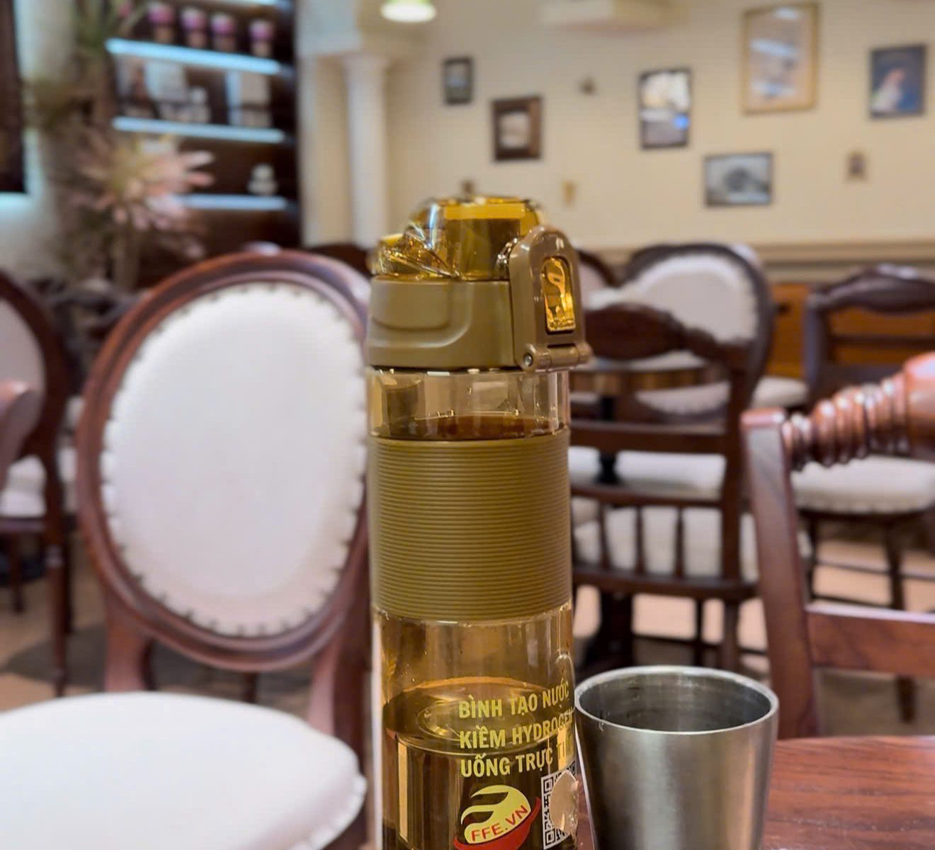 bình kiềm hydrogen